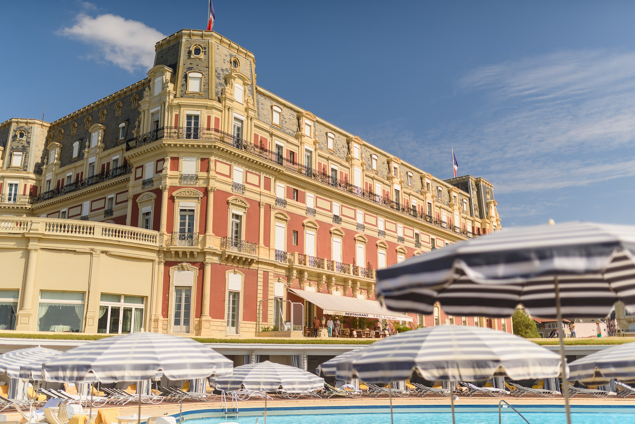 Photo face de l'hotel